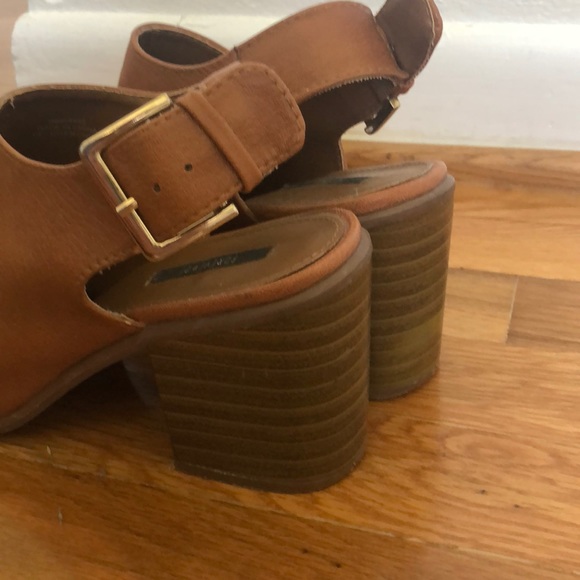 Brown, faux leather chunky open toed heels - Picture 3 of 5